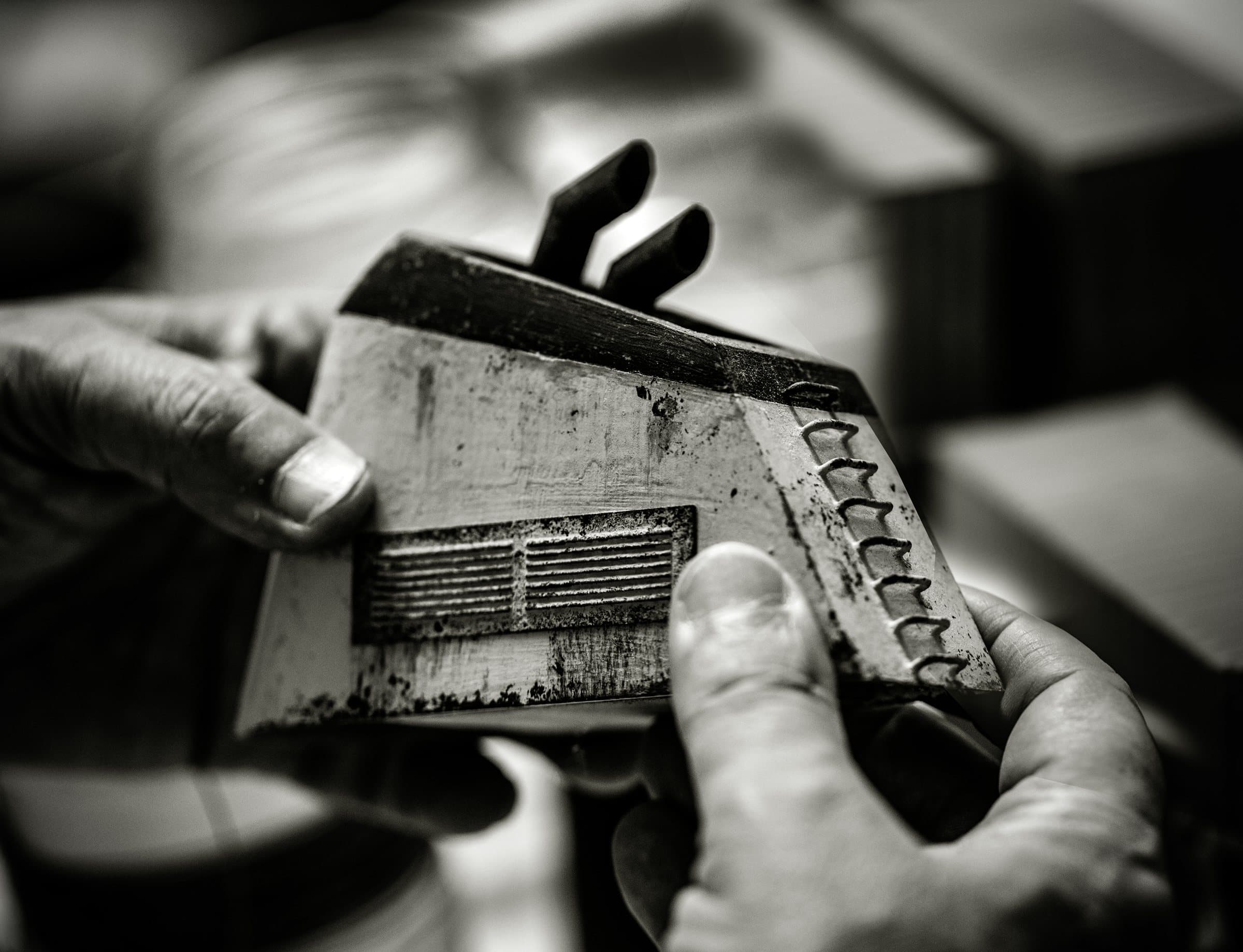 The hand, detail by detail