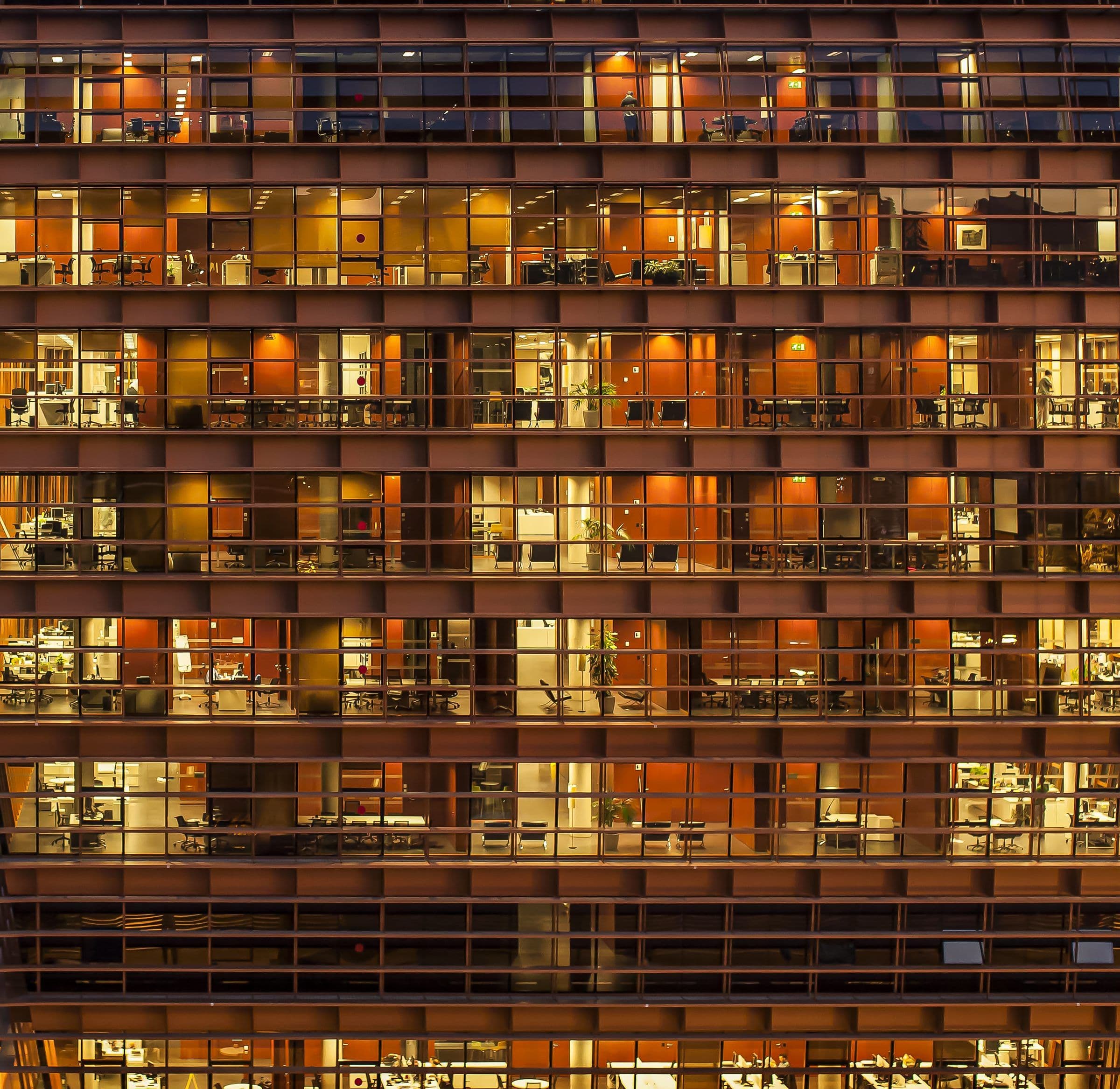 Bureaux à la nuit tombée, Fotografie von Olivier Maynard, Serie Geometrien